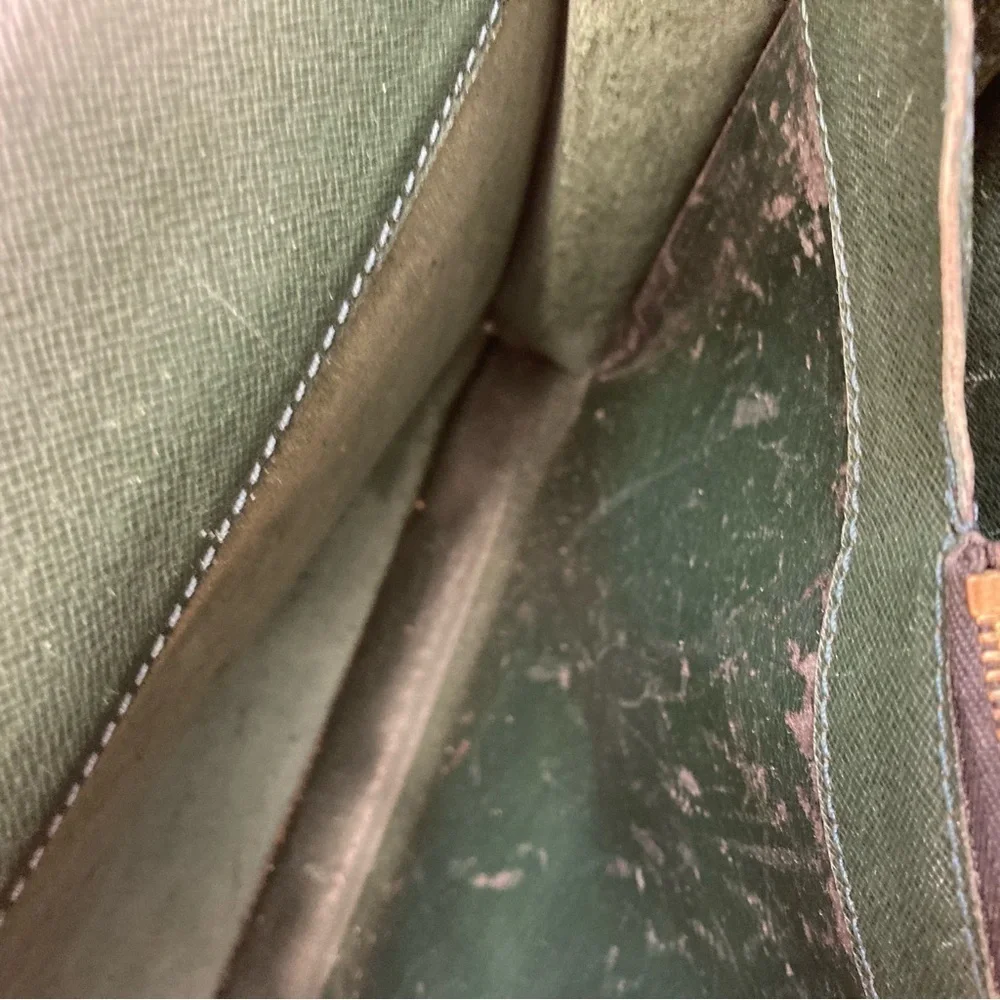 Louis Vuitton epi briefcase pictures 2/2